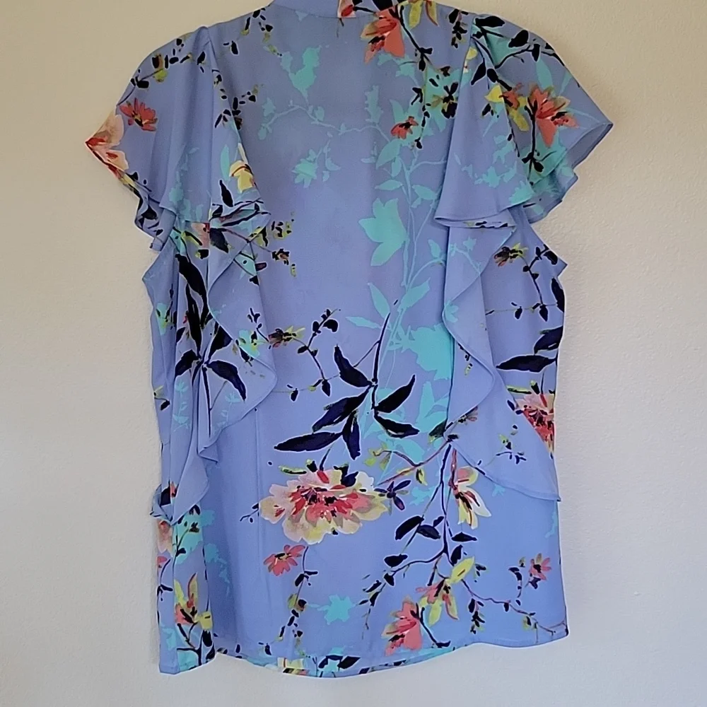 Worthington V neck with Tie Flutter Sleeve L - Picture 4 of 6